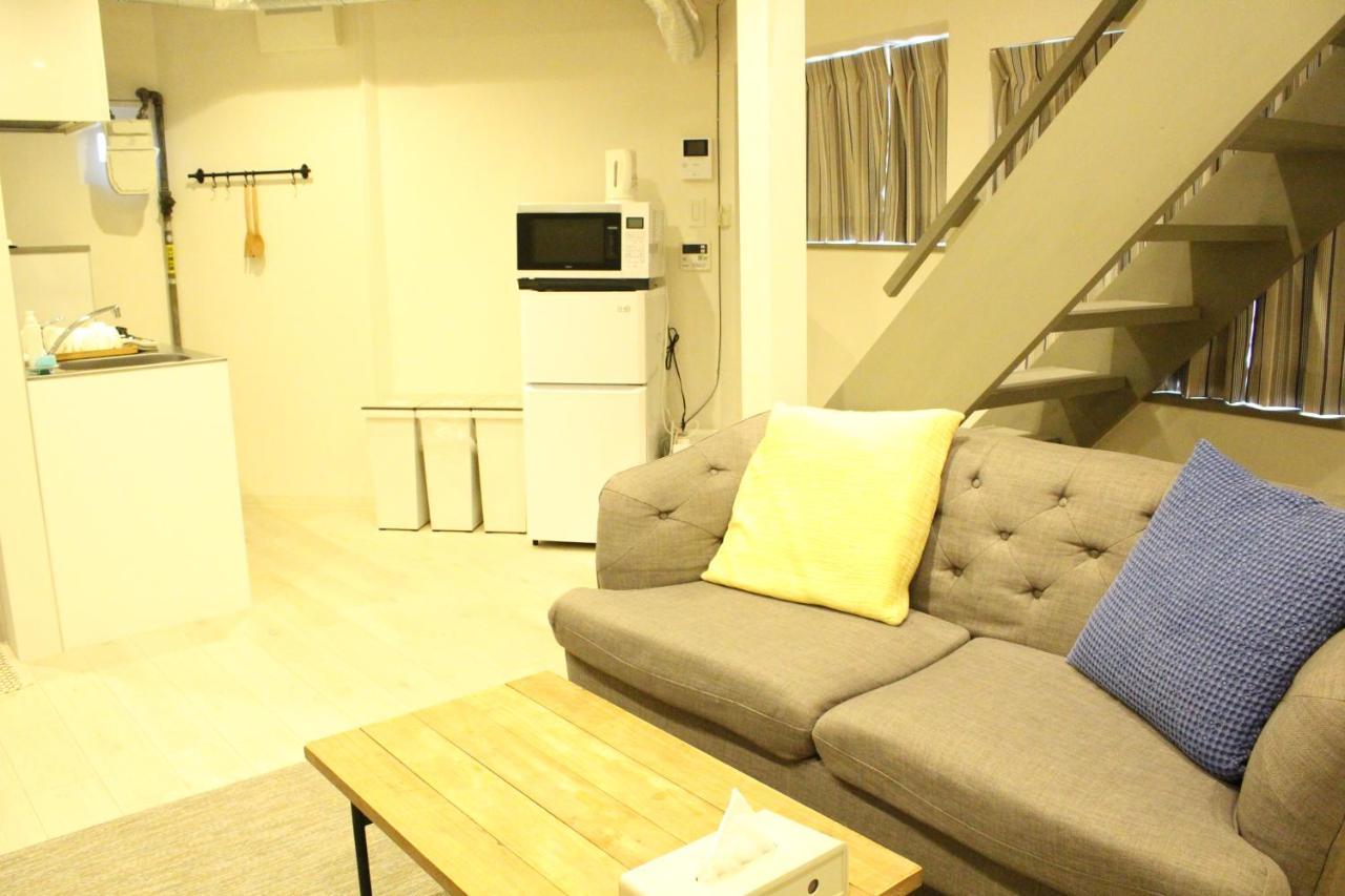 Sekai Hotel Nishikujyo โอซาก้า ภายนอก รูปภาพ
