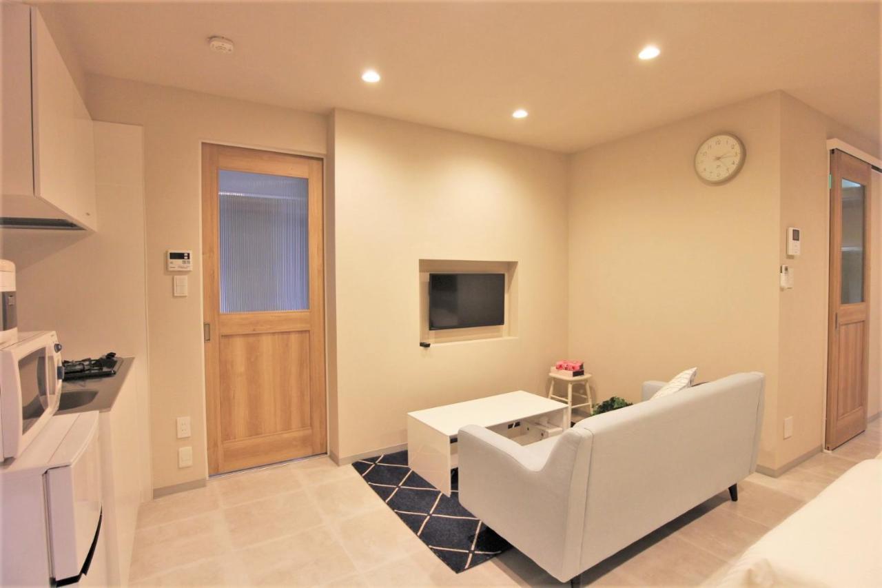Sekai Hotel Nishikujyo โอซาก้า ภายนอก รูปภาพ