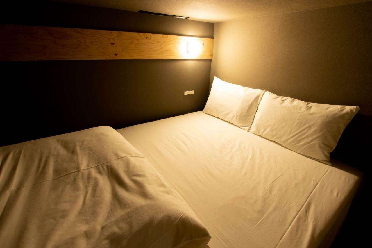 Sekai Hotel Nishikujyo โอซาก้า ภายนอก รูปภาพ
