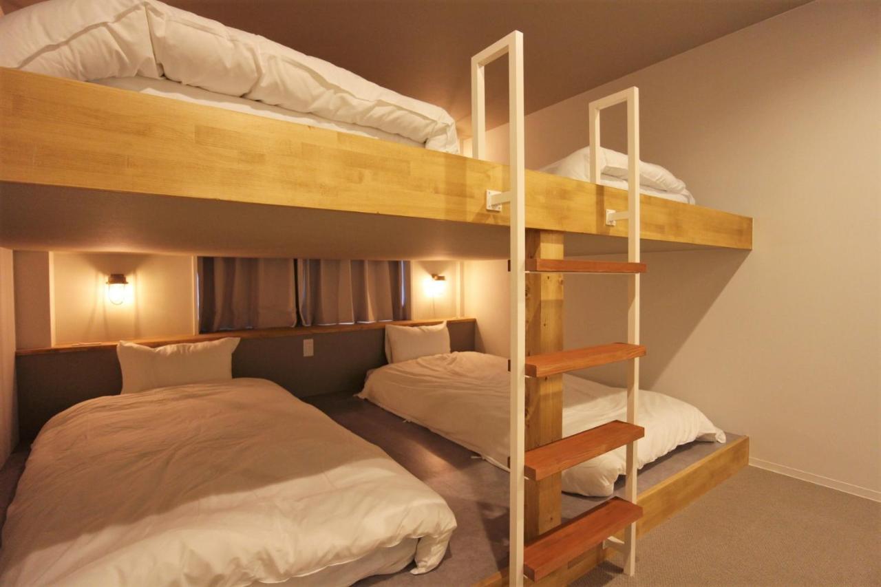 Sekai Hotel Nishikujyo โอซาก้า ภายนอก รูปภาพ