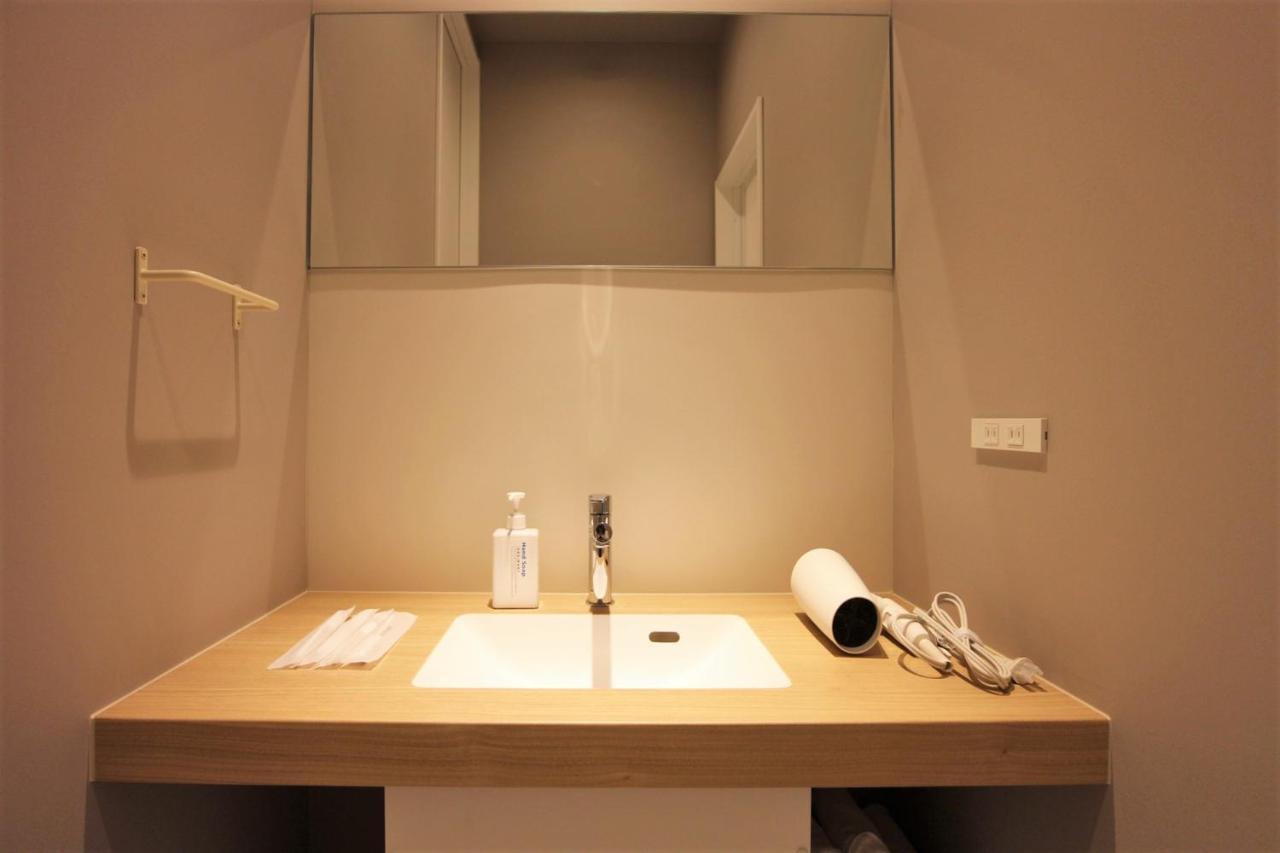 Sekai Hotel Nishikujyo โอซาก้า ภายนอก รูปภาพ